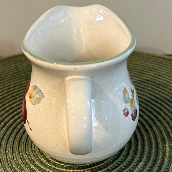 Vtg International Tableworks Stoneware Japan “Sweet Bounty” Replacement Creamer - Picture 4 of 9